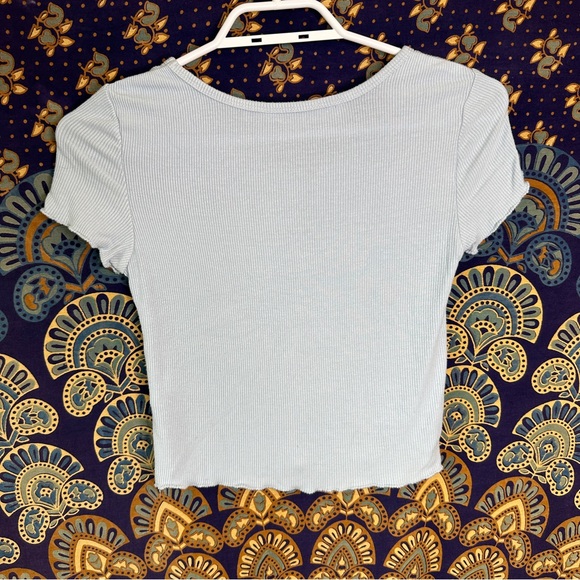 🦋5/20$🦋 pastel blue ribbed crop top - Picture 5 of 6